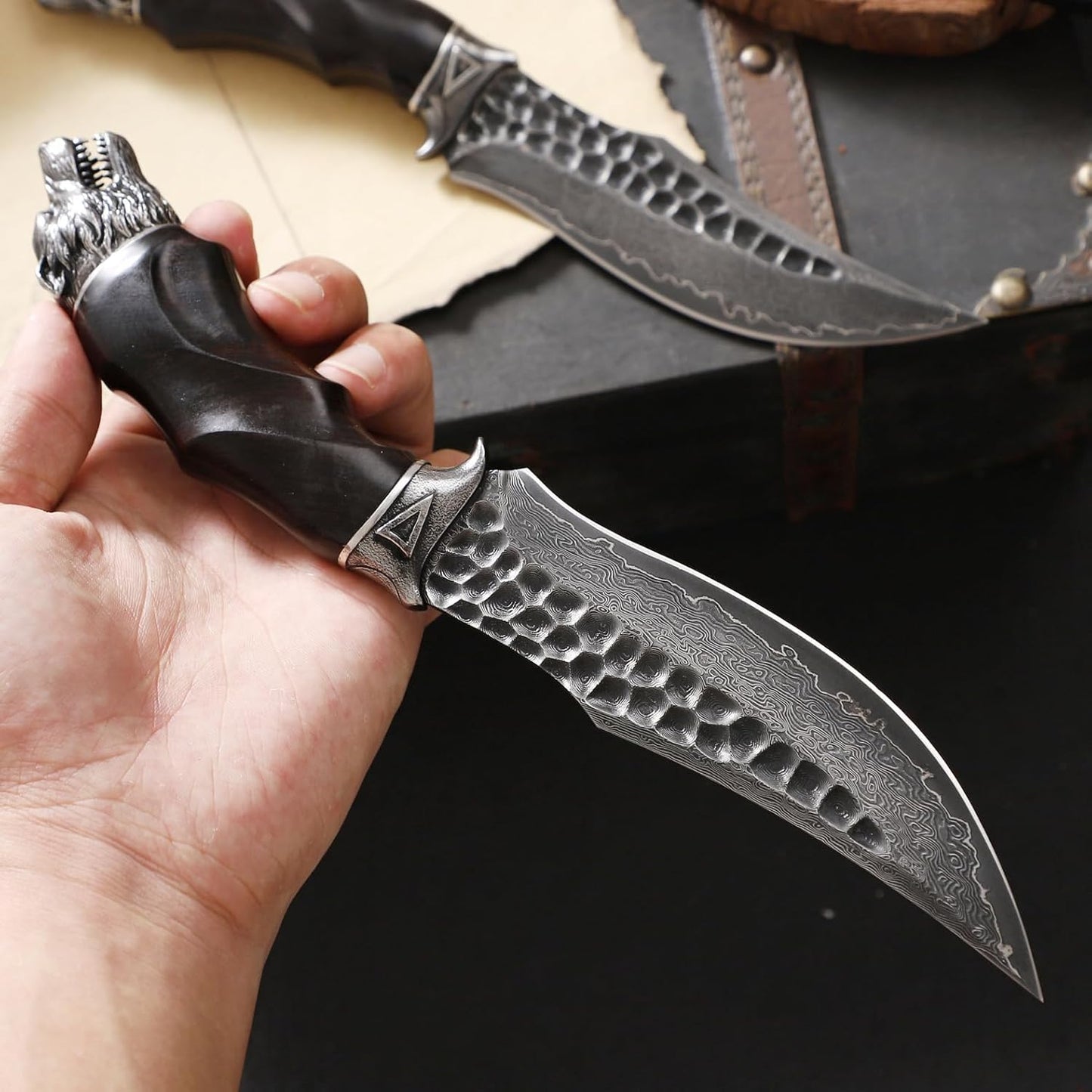 Nightbane Howler Damascus Steel Hunting Knife - 67-Layer VG-10 Core