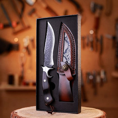 Obsidian Fang Damascus Hunting Knife - 105-Layer VG10 & Ebony Handle