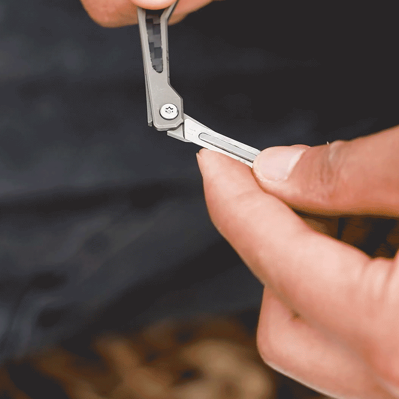 WaspArmor Blade Titanium Micro Folding Scalpel Knife - Surgical Blade EDC Keychain
